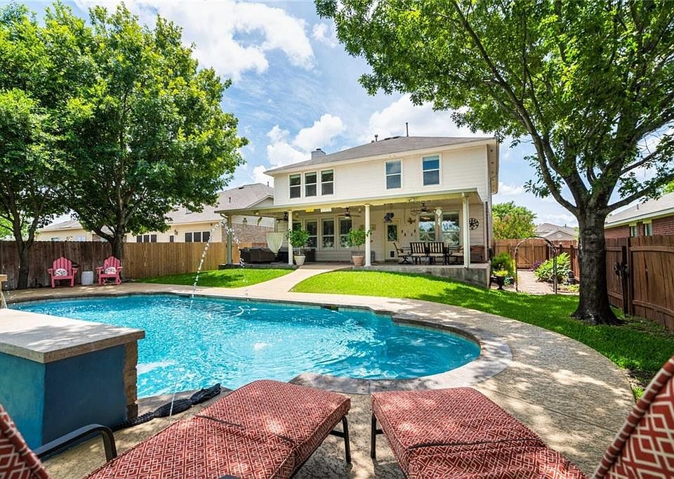1st image of 108 S Treasure Oaks Dr