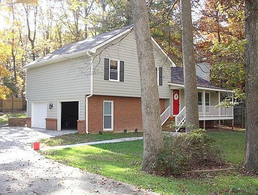 2nd image of 2632 Creek Ln