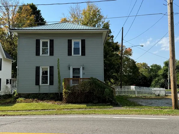 13 Scott St, Ashland, OH 44805