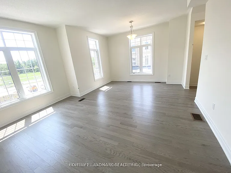 2 Phillipsen Way — Photo 13
