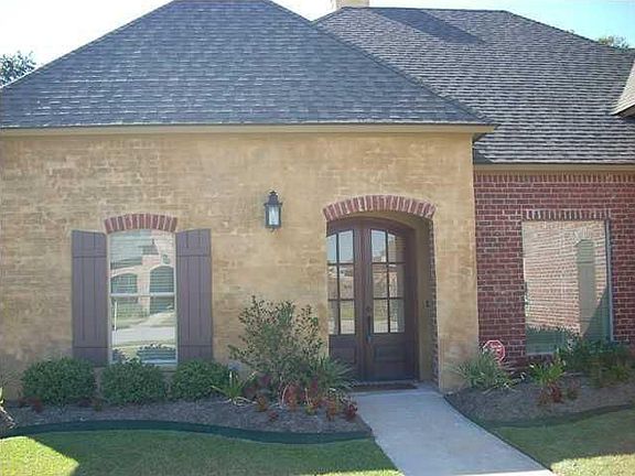 2nd image of 112 Fountain View Dr