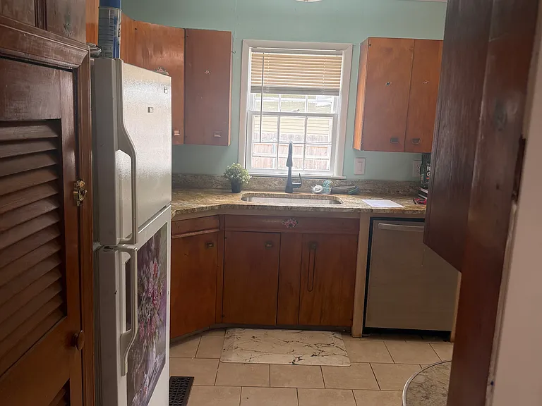 4705 N Grove Ave — Photo 13