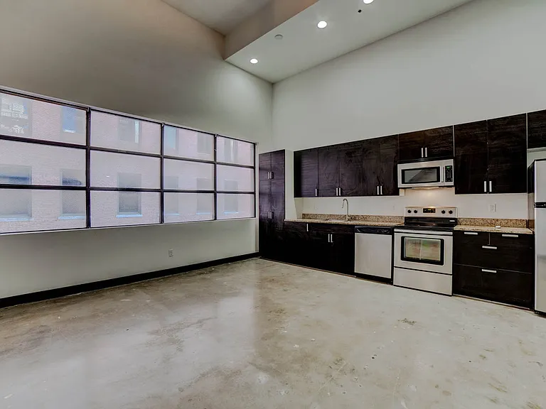 Vandever Lofts — Photo 84