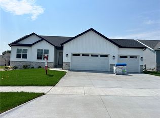 632 Grey Slate Dr SW, Cedar Rapids, IA 52404