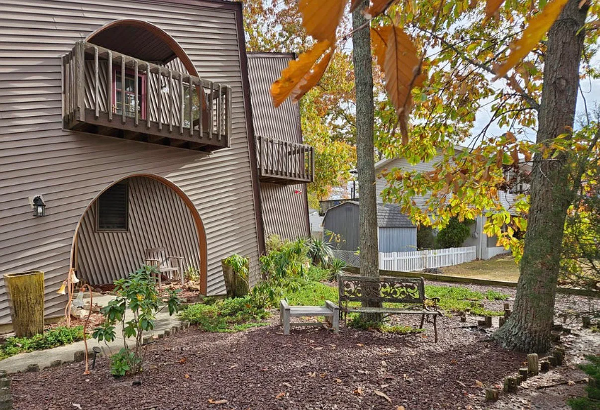 3 bed, 2216 sqft, $3,400 — Photo 4