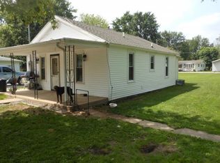 805 Lincoln St, Newton, IL 62448