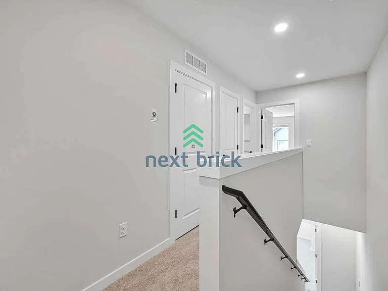 16723 Alderwood Mall Pkwy #A8 — Photo 8
