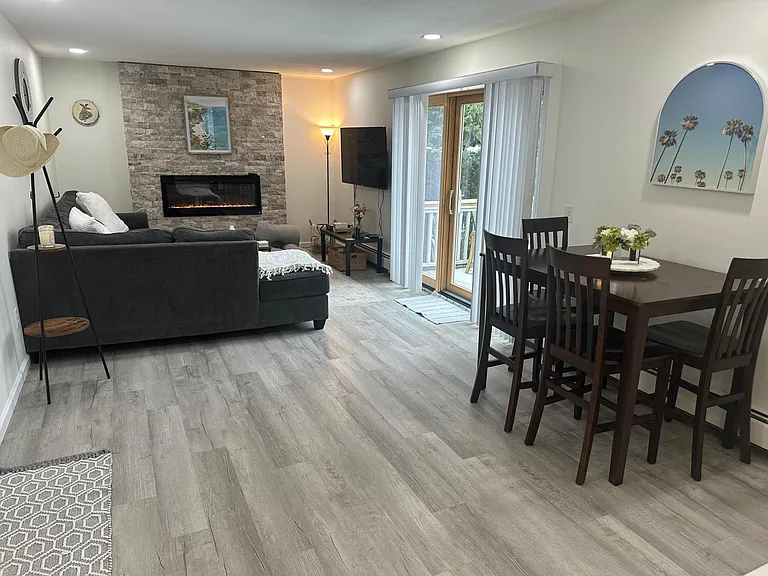 215 Eastern Heights Dr #1 — Photo 9