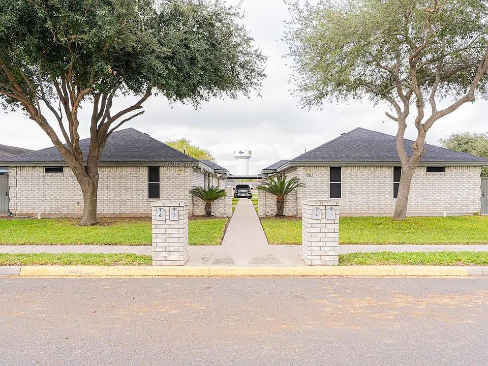 1st image of 903 Lexington Cir #3