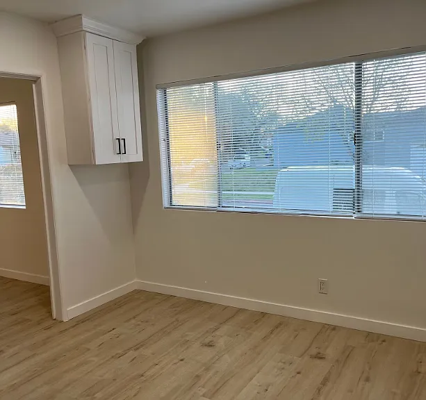 7600 Goddard Ave — Photo 3