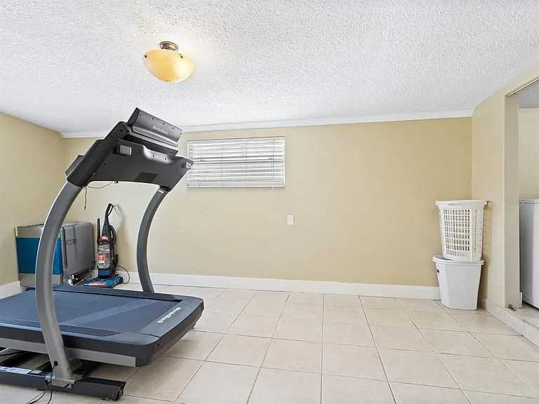 3115 Bay Dr — Photo 21
