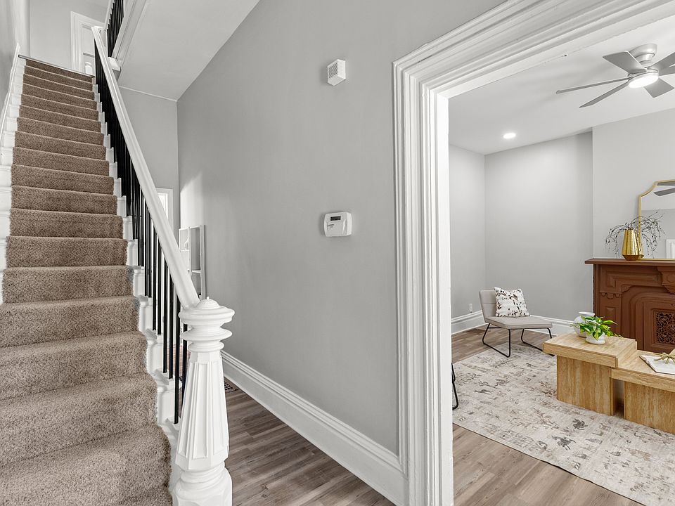 1st image of 2927 Harper St