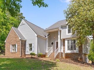 7709 Diamondhead Dr, Ooltewah, TN 37363