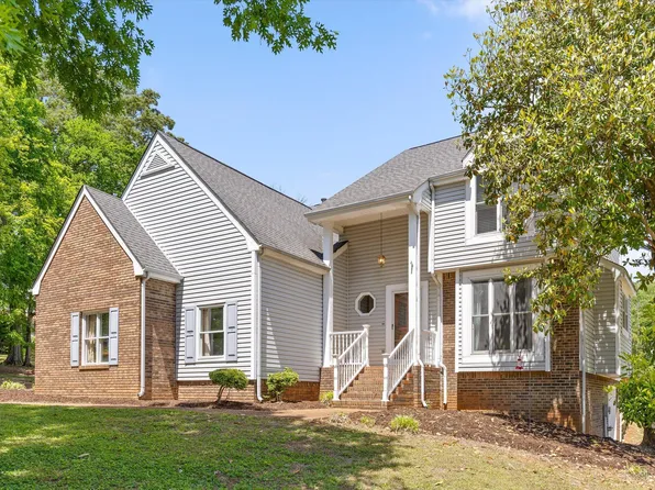 7709 Diamondhead Dr, Ooltewah, TN 37363
