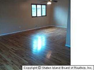4th image of 139 Tallman St