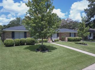 7334 Camelback Dr, Shreveport, LA 71105