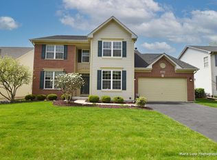 3515 Antoine Pl, Saint Charles, IL 60175