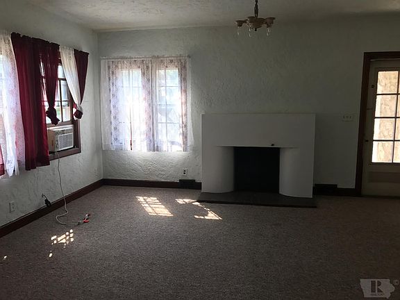 5th image of 343 E Park Ave