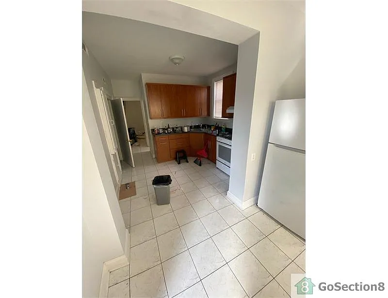 4415 W Belmont Ave #2 photo 1