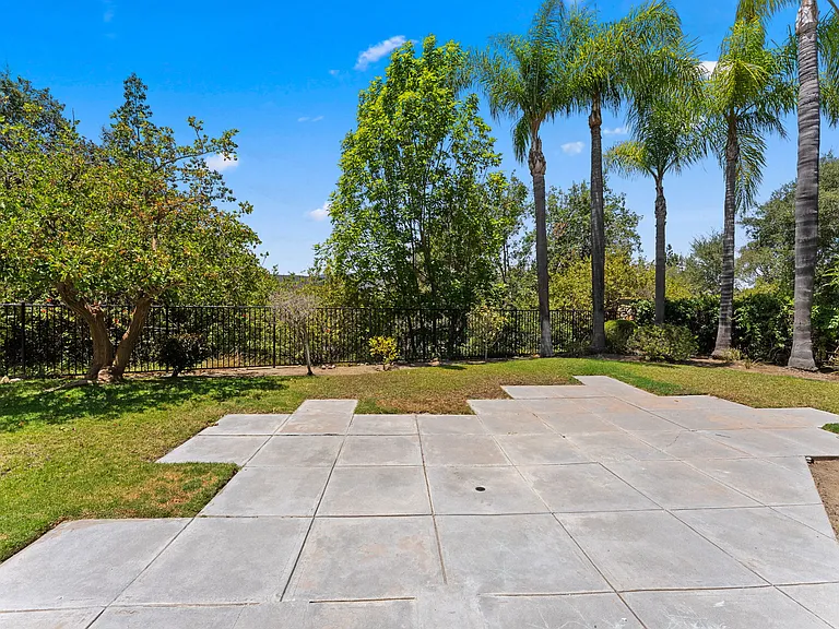 13706 Stoney Gate Pl — Photo 23