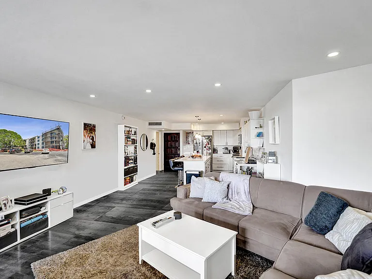 3800 N Hills Dr #301 — Photo 15