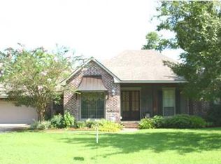 122 Estates Ln, Youngsville, LA 70592