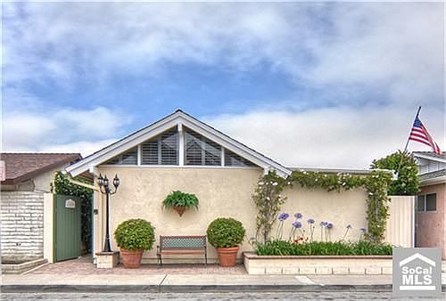 2nd image of 409 Lugonia St