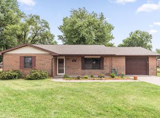 407 W Railroad Ave, California, MO 65018