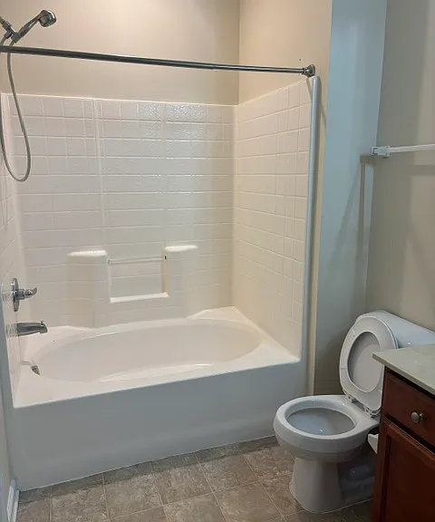 920 Southmoor Dr #204 — Photo 10
