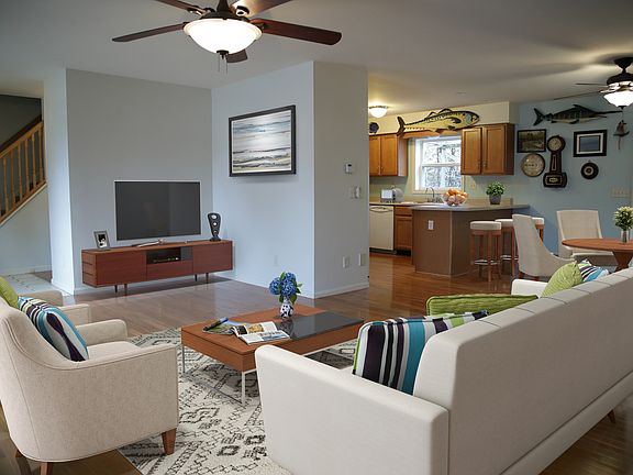 5th image of 354 Beachwood Dr