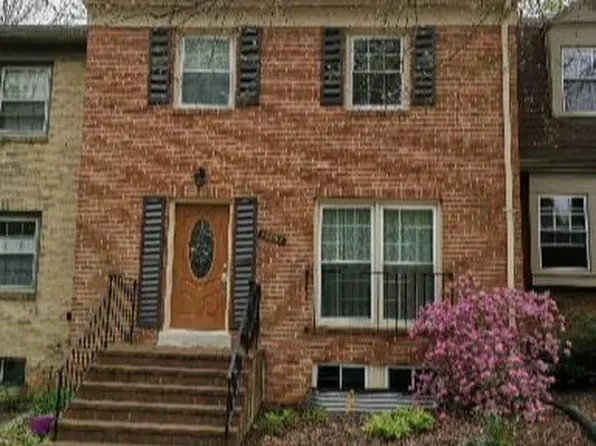 10257 Braddock Rd, Fairfax, VA 22032