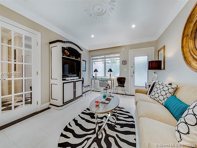 1st image of 350 Collins Ave APT 211