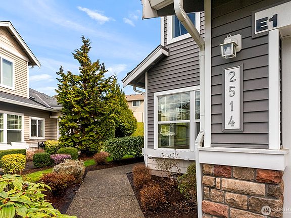2nd image of 2514 85th Drive NE #E1