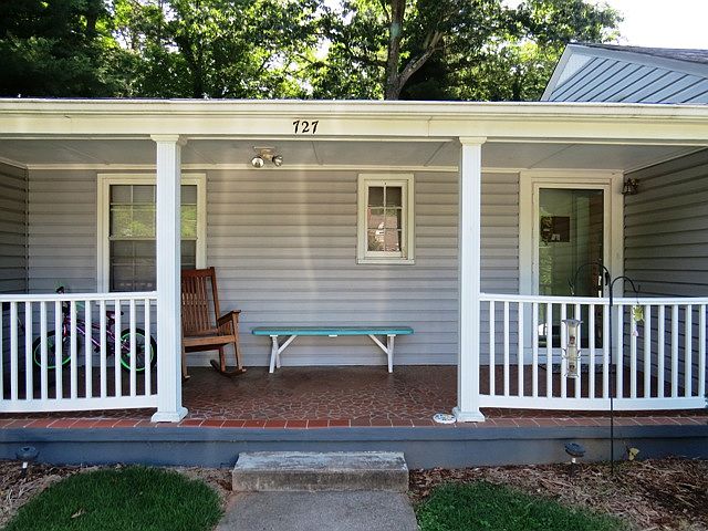 1st image of 727 Prospect Hill Dr