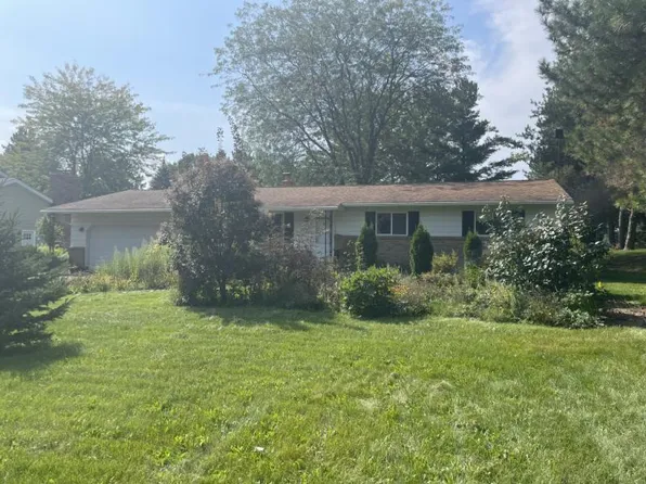 642 Westchester Dr, Caro, MI 48723