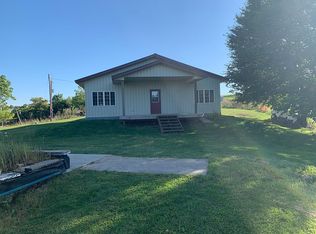 712 Aspen Rd, Harpers Ferry, IA 52146