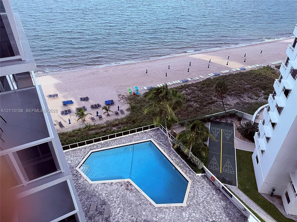 3700 Galt Ocean Dr #1008