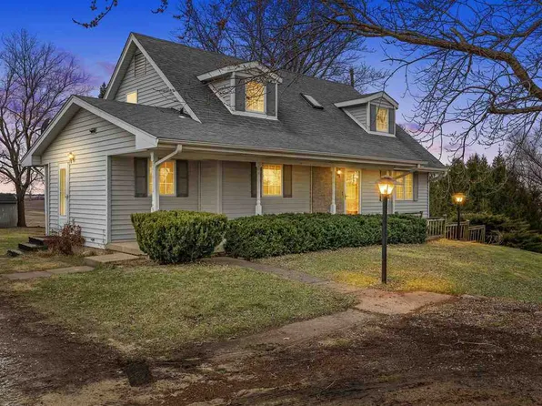 4906 420th St SE, Iowa City, IA 52240