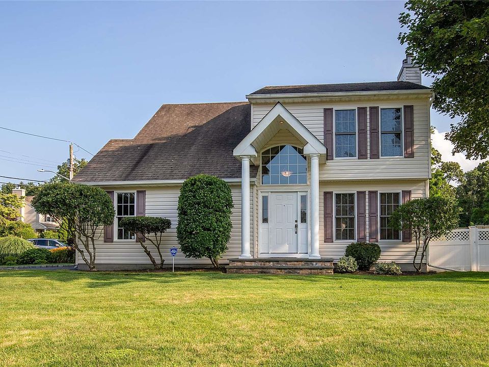 1st image of 28 Wildwood Drive