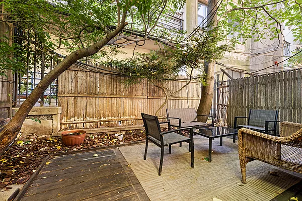 Rented by Corcoran | media 10