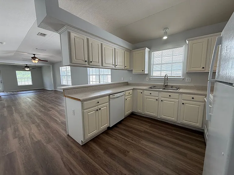 1229 Brownfield Rd — Photo 12