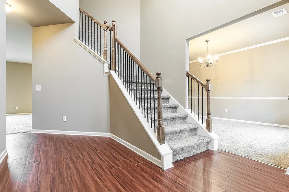 4 bed, 2.5 bath, 2319 sqft, $2,230 — Photo 4