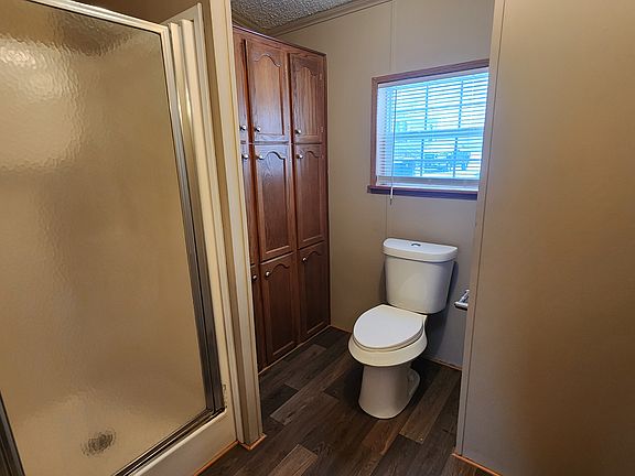 3rd image of 1129 Peach Blossom Cir