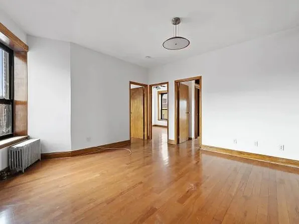 2248 1st Avenue image 1 of 10