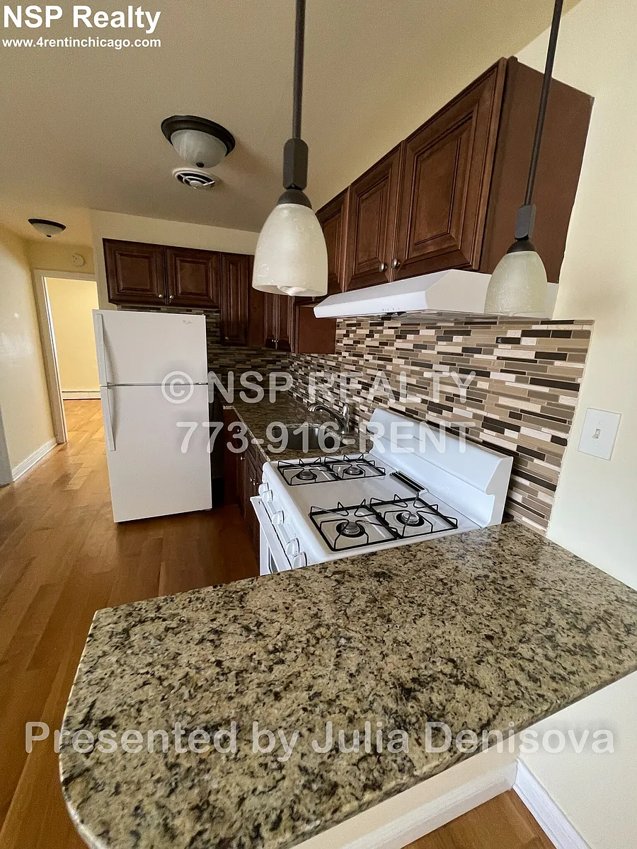 Building Photo - 8500 Waukegan Rd #15