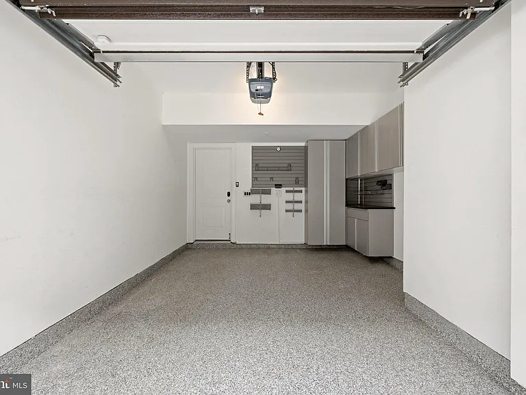 44824 Tiverton Sq — Photo 41