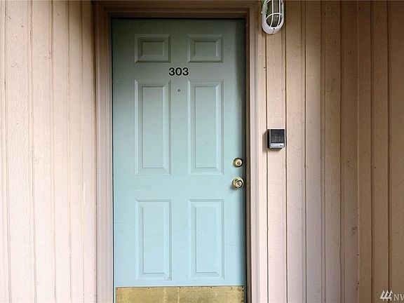3rd image of 23003 Lakeview Dr Unit 303