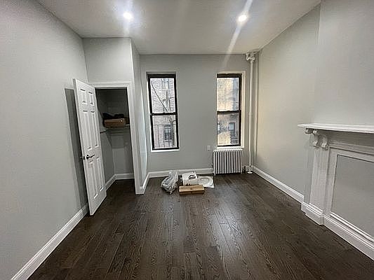 1st image of 310 E 89th St #811