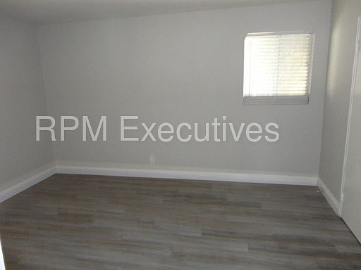 4th image of 22708 Roscoe Blvd