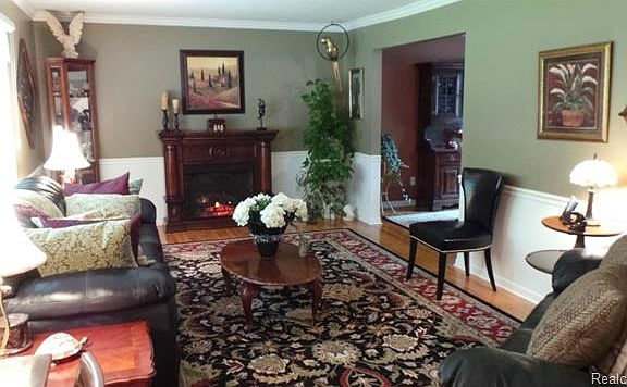 3rd image of 1295 Duckwood Ct